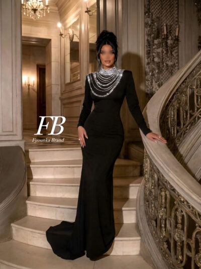 black silver necklace
